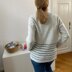 Ripple Stripes V-neck