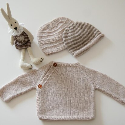 100% Cashmere Cache-coeur and two Baby Beanies