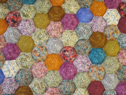 Hexapuff Lap Quilt