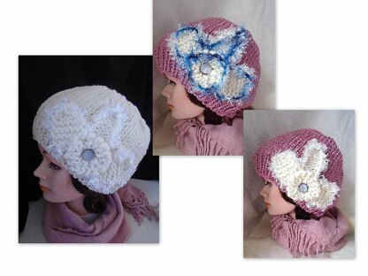 749 HAT with KNIT FLOWER