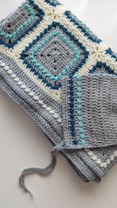 Little Waves Granny Square blanket