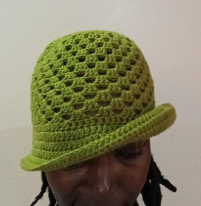 Granny stitch bucket hat