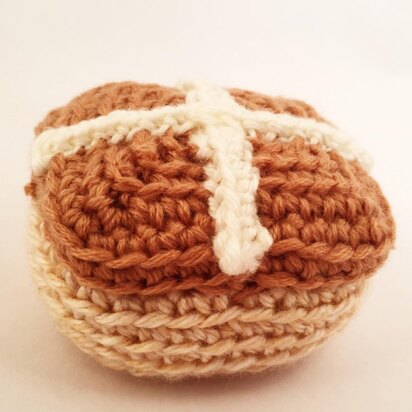 Easter Hot Cross Bun Amigurumi