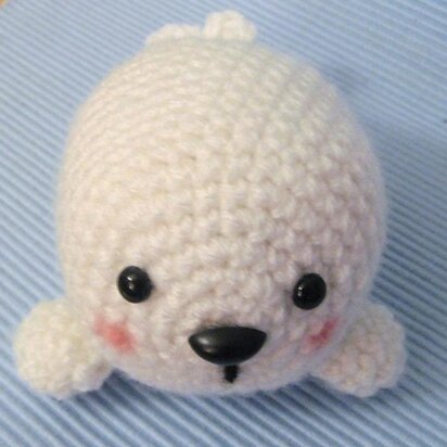 Baby Seal Amigurumi Pattern