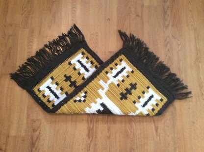 Storm Pattern Fringed Throw