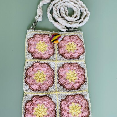 African Flower Cell Phone Bag