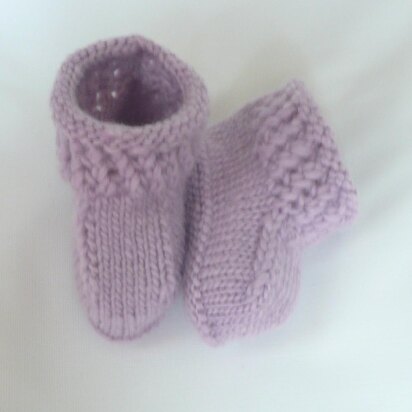 Simple Seamless Baby Boots