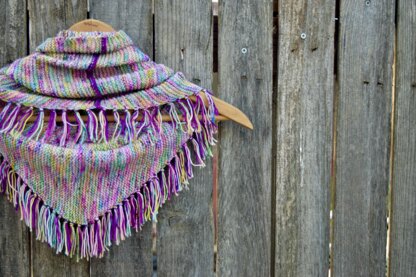 Fringy Cowl