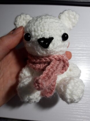 Polar bear amigurumi