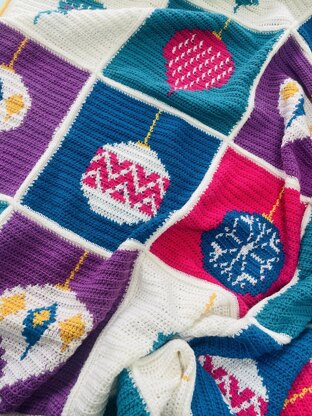 Merry Bauble Blanket