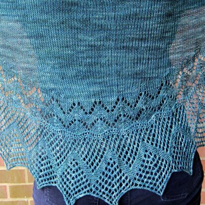 Irish Edged Long Wingspan Shawlette