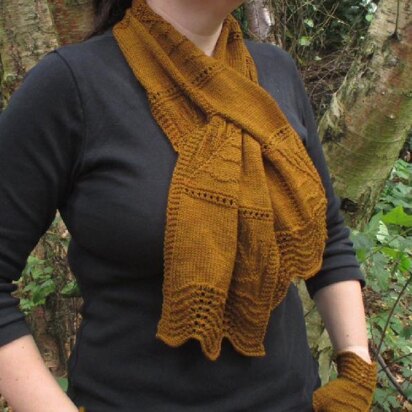 Fossilised Ferns Scarf and mitts