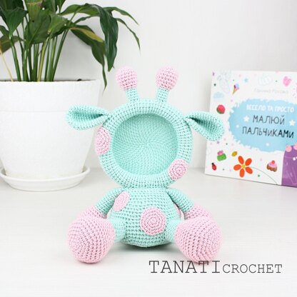 Crochet Pattern of Photo Frame GIRAFFE