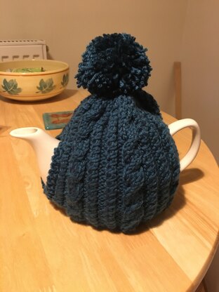 Cable Tea Cosy