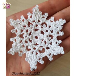 Lace snowflake 12