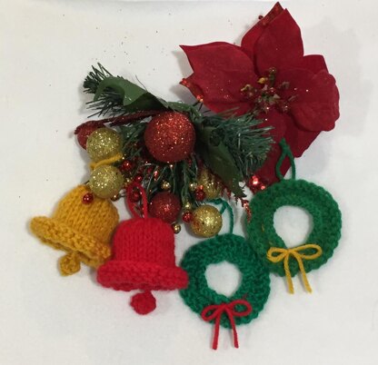 Wreath, Knit Bell Ornaments