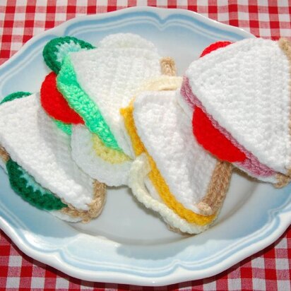 Crochet Pattern for a Selection of Sandwiches - Crocheted Food