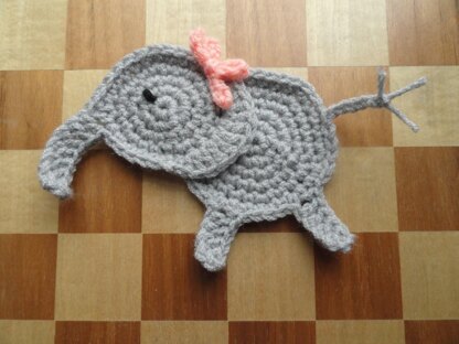 Elsie the Elephant Applique