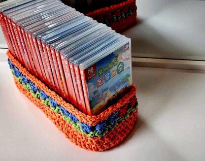Tulip Stitch Oval Basket