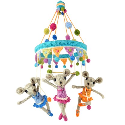 Trixie, Trudy and Tricia - The Trapeze Triplets