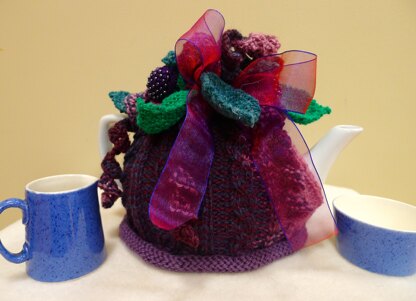 Blackberry Patch Tea Cosy