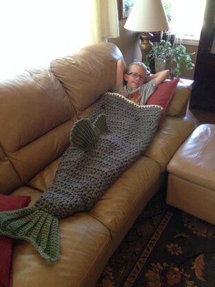 Bulky & Quick Large Mouth Bass Blanket