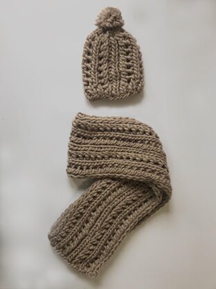 Super Chunky Lace Hat and Scarf