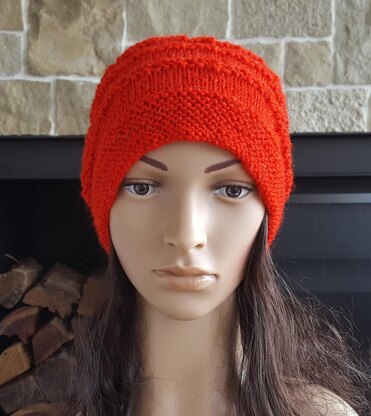 Cathy - 8ply eyelet stitch beanie