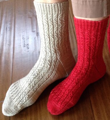 Twisted Vine Socks