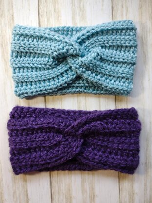 Rib Stitch With A Twist Ear Warmer