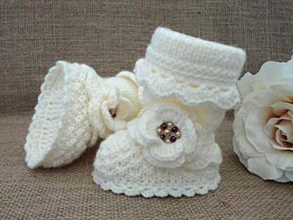 Knitting PATTERN Baby Girl  Baby Shoes Elsa