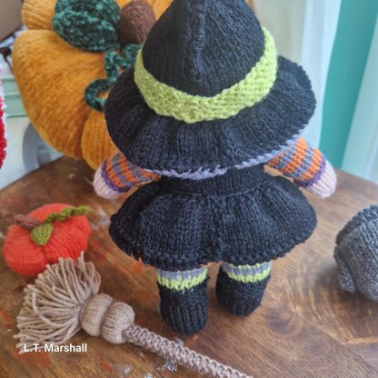 Witch Doll Halloween Knitted Playset