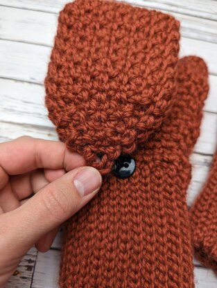 Moss Stitch Fingerless Gloves