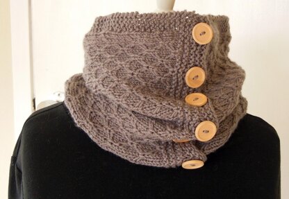 Cowl With Buttons