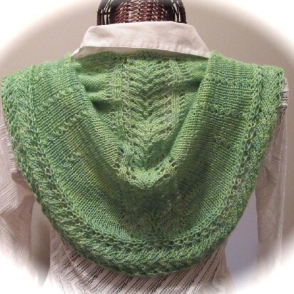 LIANA - A Knitted Scarf