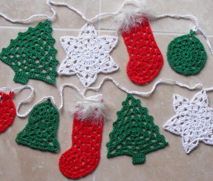 Christmas bunting - granny style