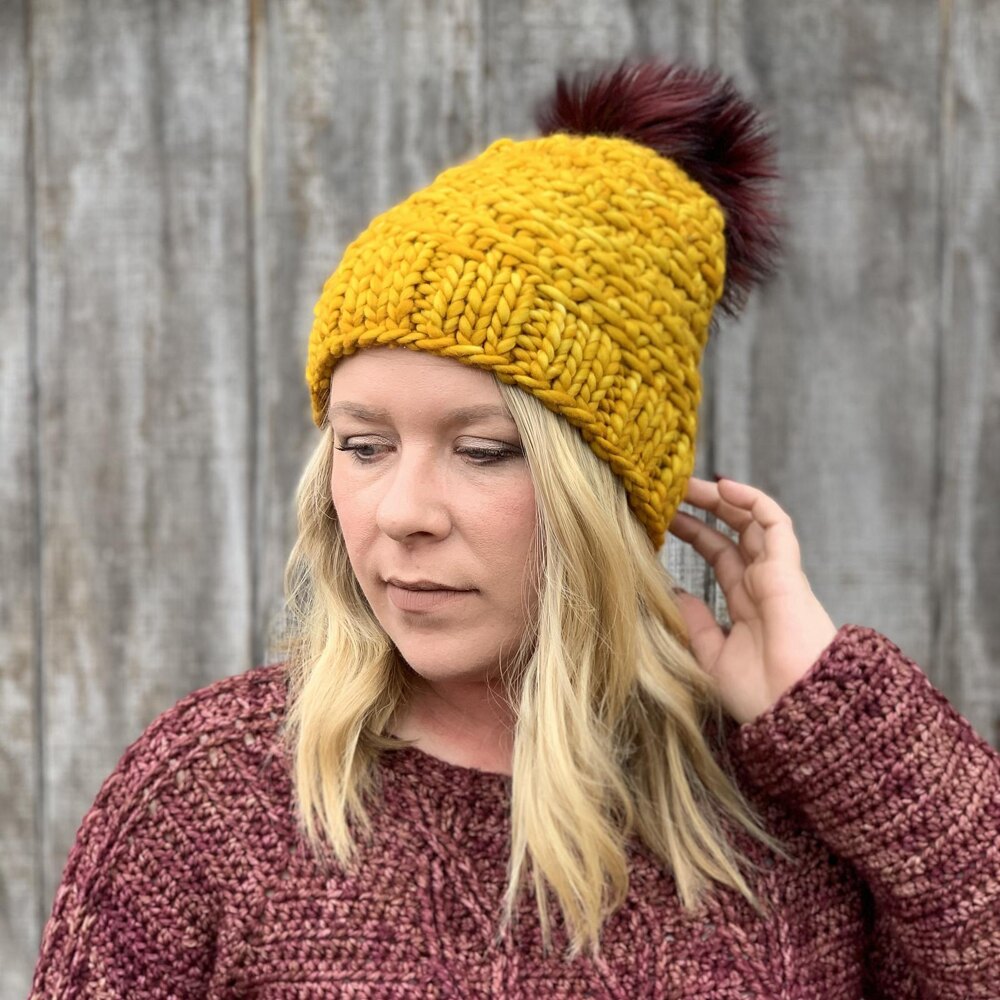 Cross Hatch Beanie Knitting pattern by Hooked Hazel | LoveCrafts