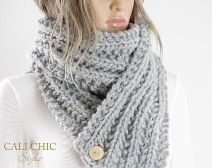 Olivia Knit Button Scarf #805