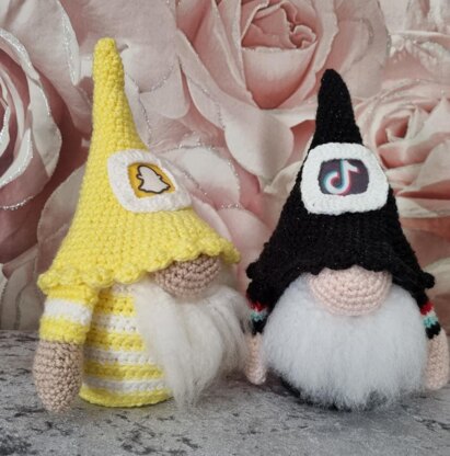 TikTok & Snapchat Gnomes (The Social Gnomes Collection)