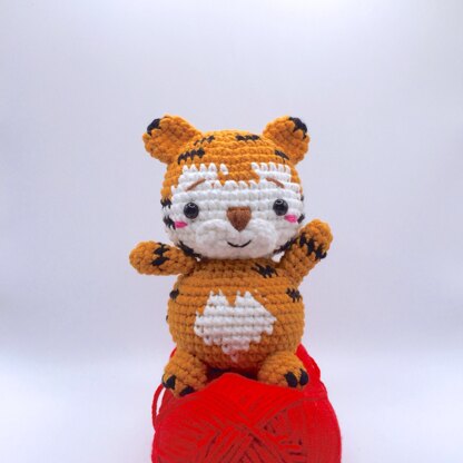 Tammie the Tiger Amigurumi Crochet Pattern