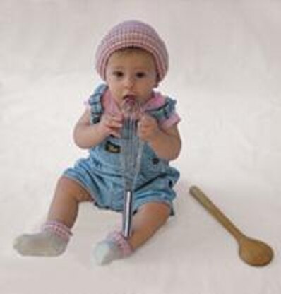 Buttercream Frosting Hat and Booties