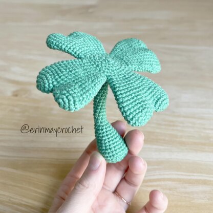 Lucky Four-Leaf Clover Amigurumi Crochet Pattern by erinmaycrochet Crochet  pattern by erinmaycrochet