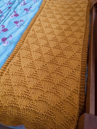 Triangle Bed Runner