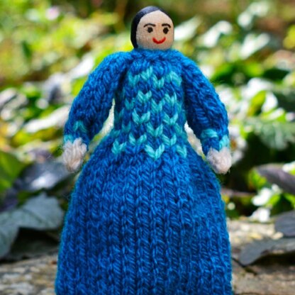 Queen Victoria Peg Doll Knitting Pattern - Free Knitting Pattern