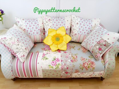 Daffodil Cushion