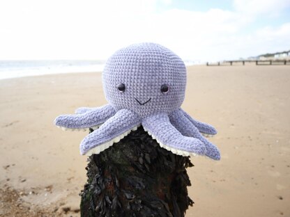 Oscar the Octopus Amigurumi