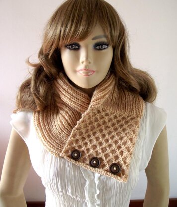 Honey Waffle Cowl