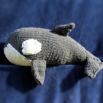 Orca - knitting pattern