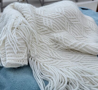 Ivory Tide Shawl