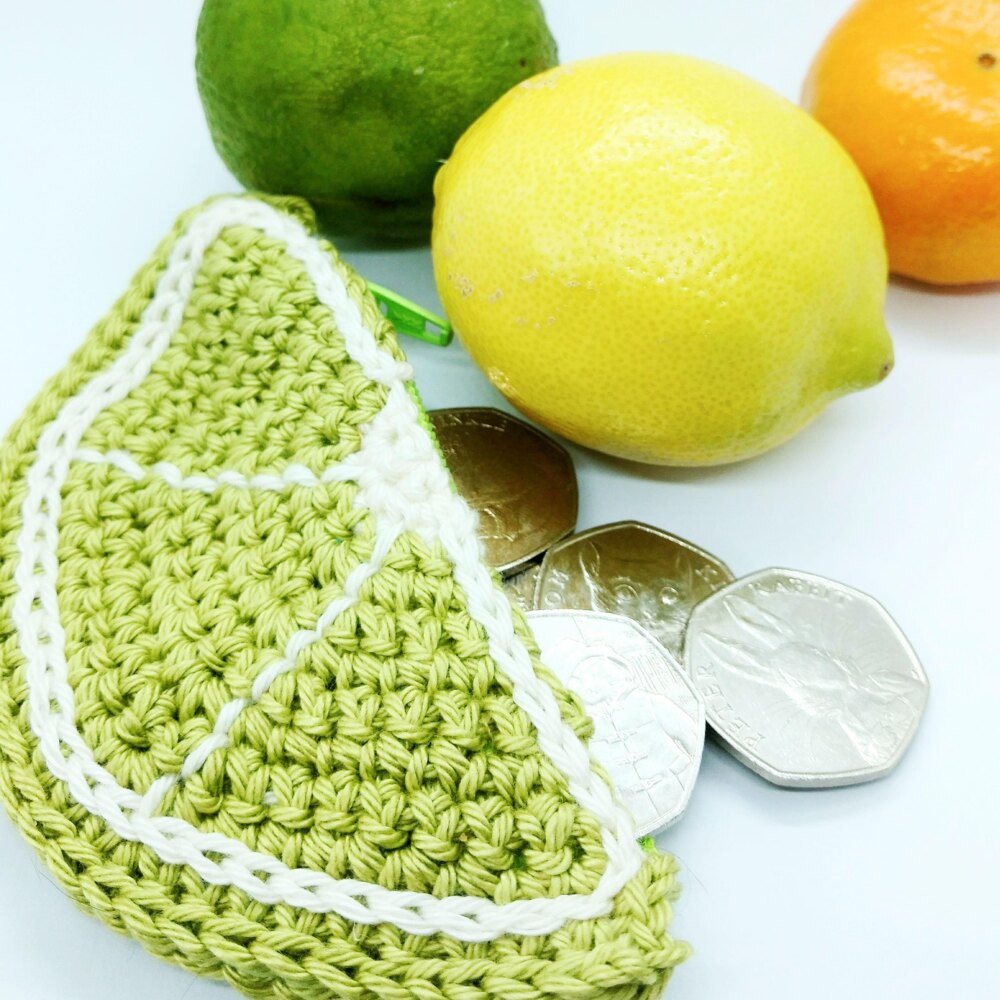 CROCHET COIN PURSE FOR BEGINNERS - YouTube